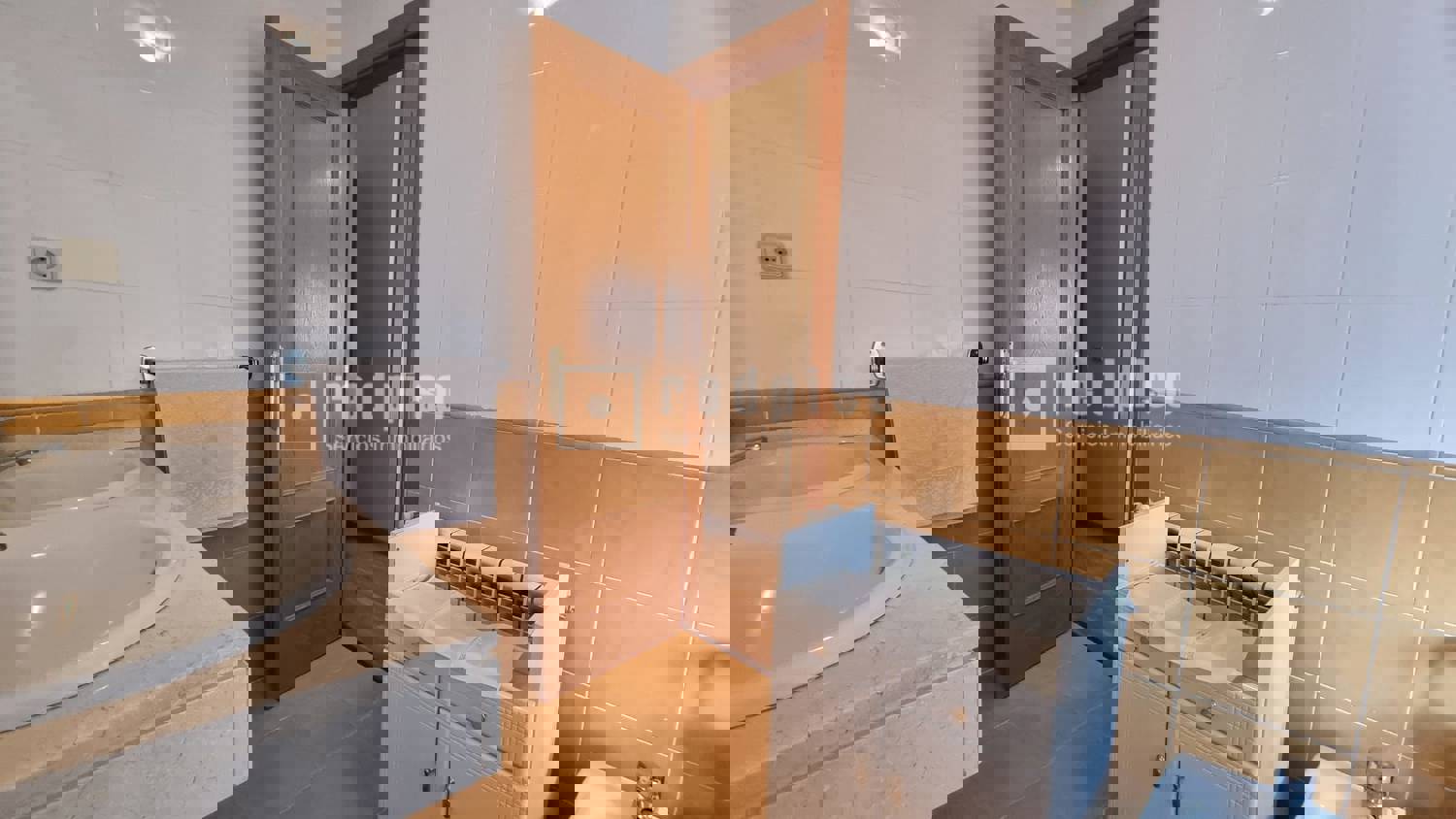 Casa en venta en Cabanillas De La Sierra, Madrid 19/25