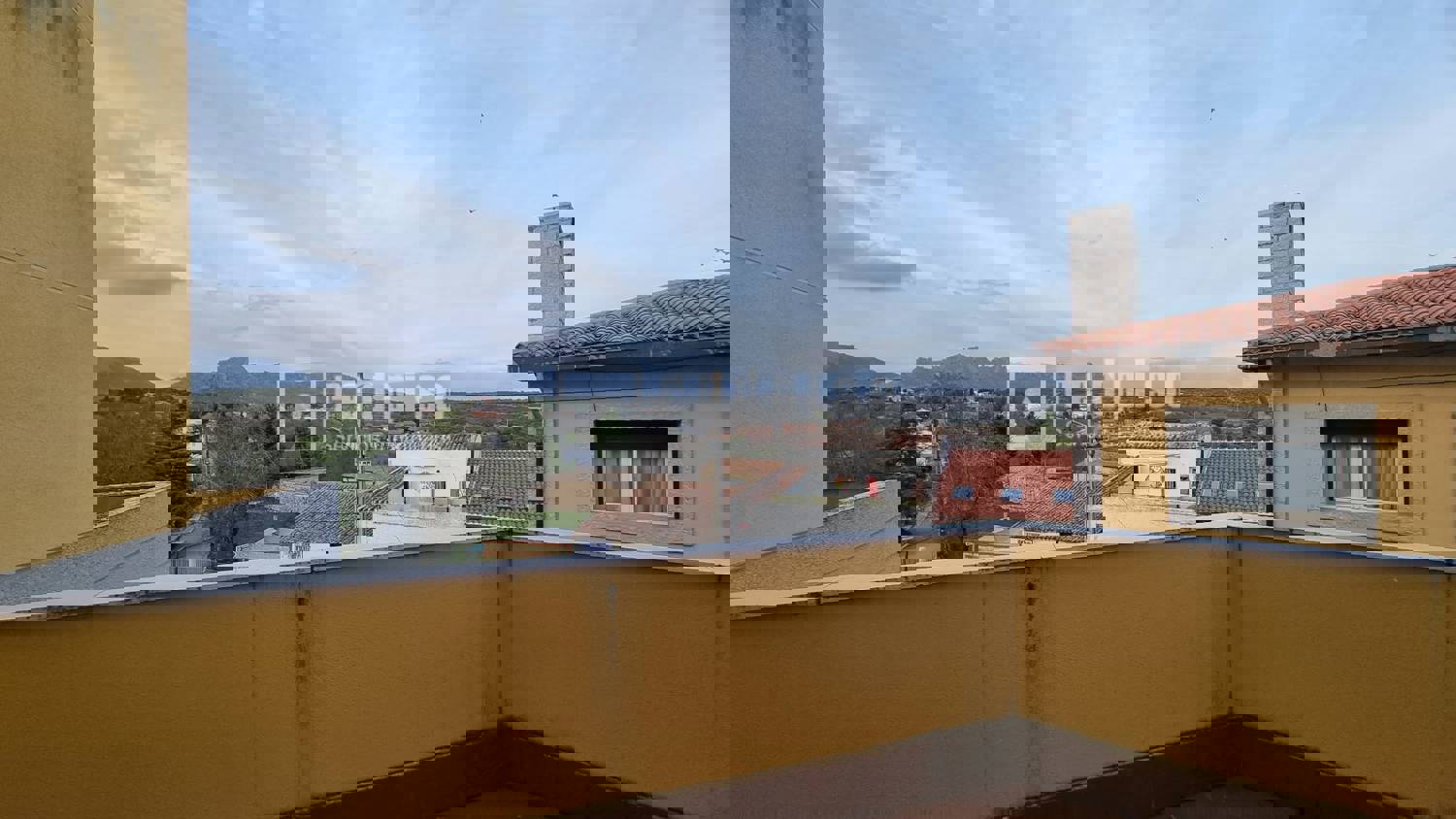 Casa en venta en Cabanillas De La Sierra, Madrid 2/25