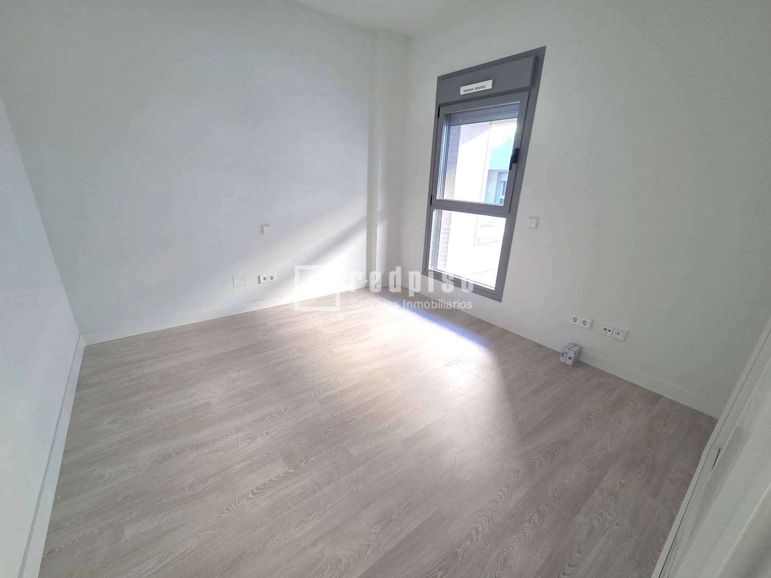 Casa en alquiler en  calle de Manuel Azaña, Madrid  15/30