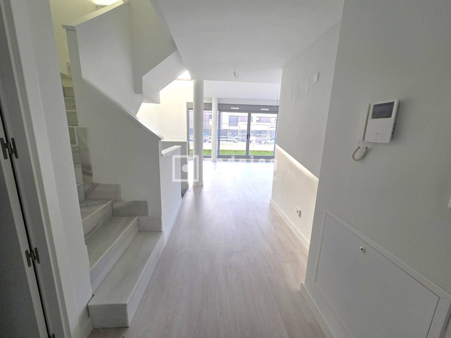 Casa en alquiler en  calle de Manuel Azaña, Madrid  2/30