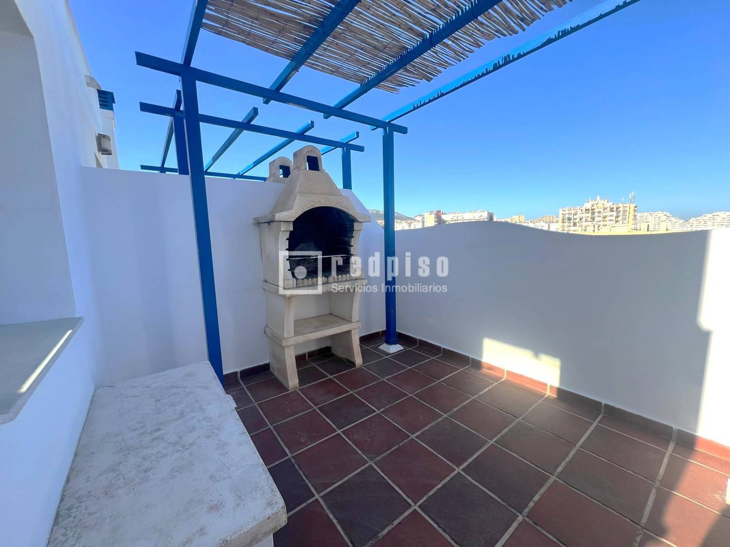 Piso en alquiler en calle De Las Salinas, Benalmádena, Málaga 8/17