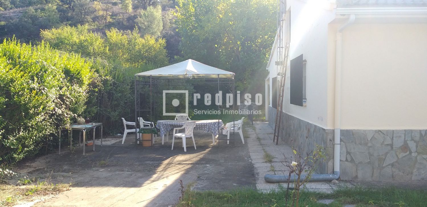 Casa en venta en Hontoba, Guadalajara 26/27