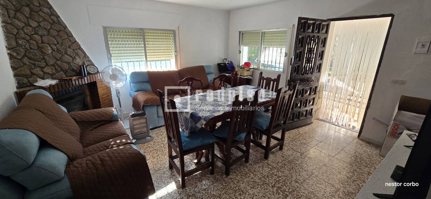 Casa en venta en Hontoba, Guadalajara 5/27