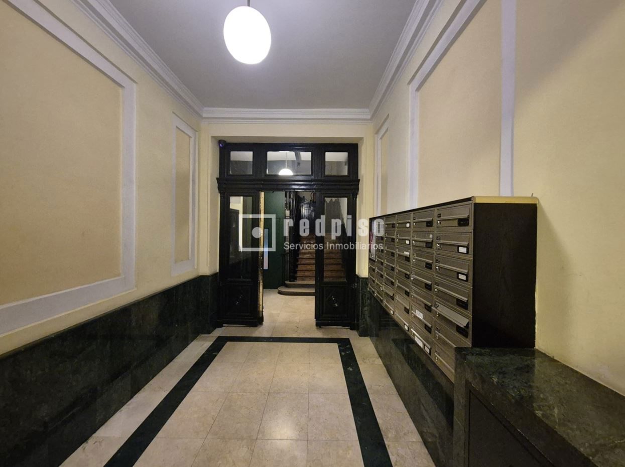 Piso en venta en calle Del Desengaño, Madrid, Madrid 17/20