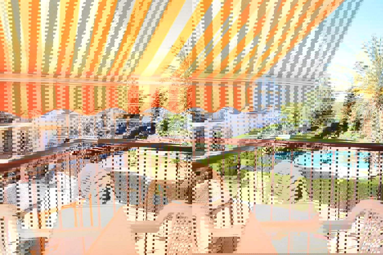 Piso en venta en  carretera el Peñoncillo, Málaga  4/17