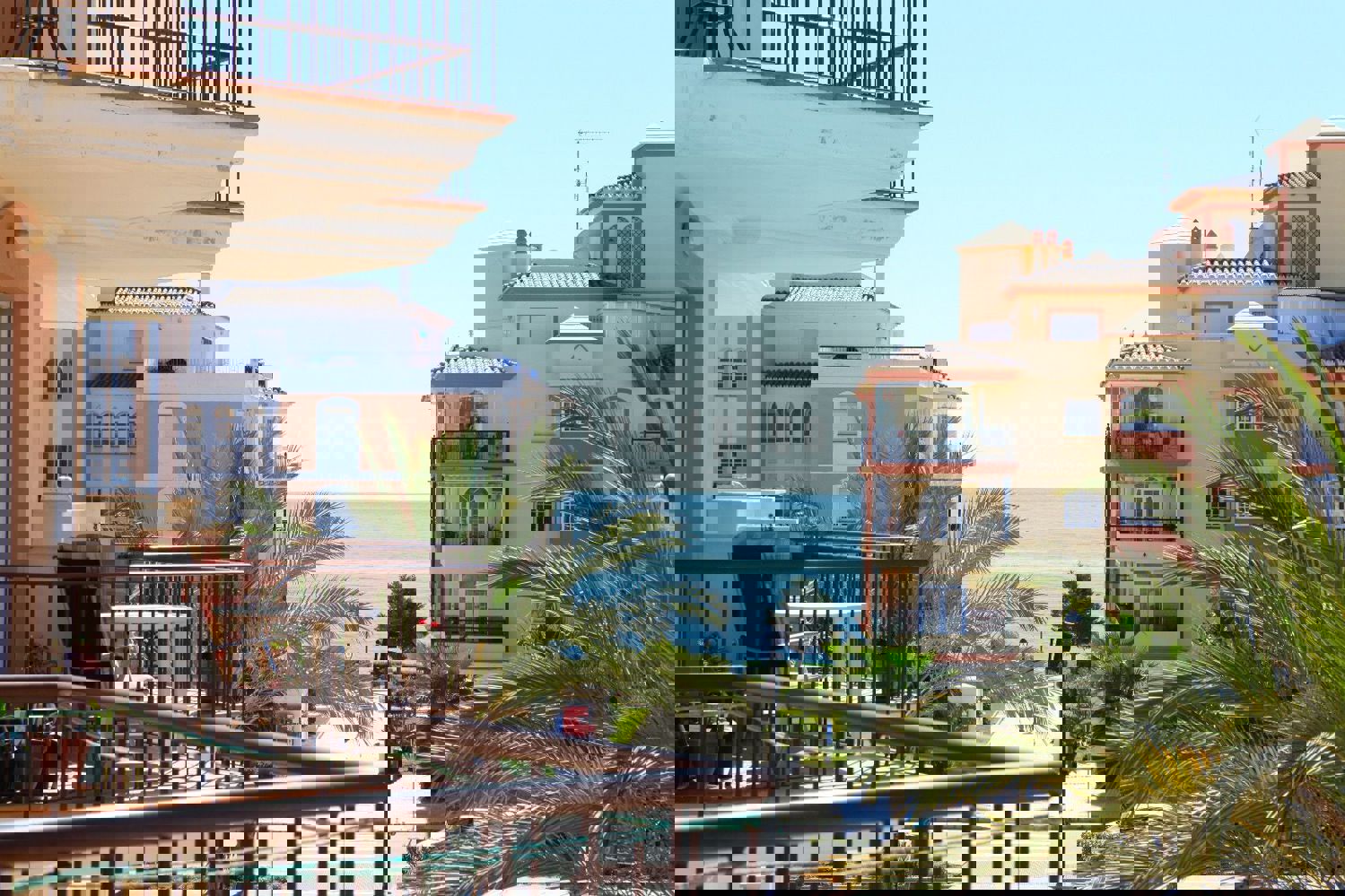 Piso en venta en  carretera el Peñoncillo, Málaga  2/17