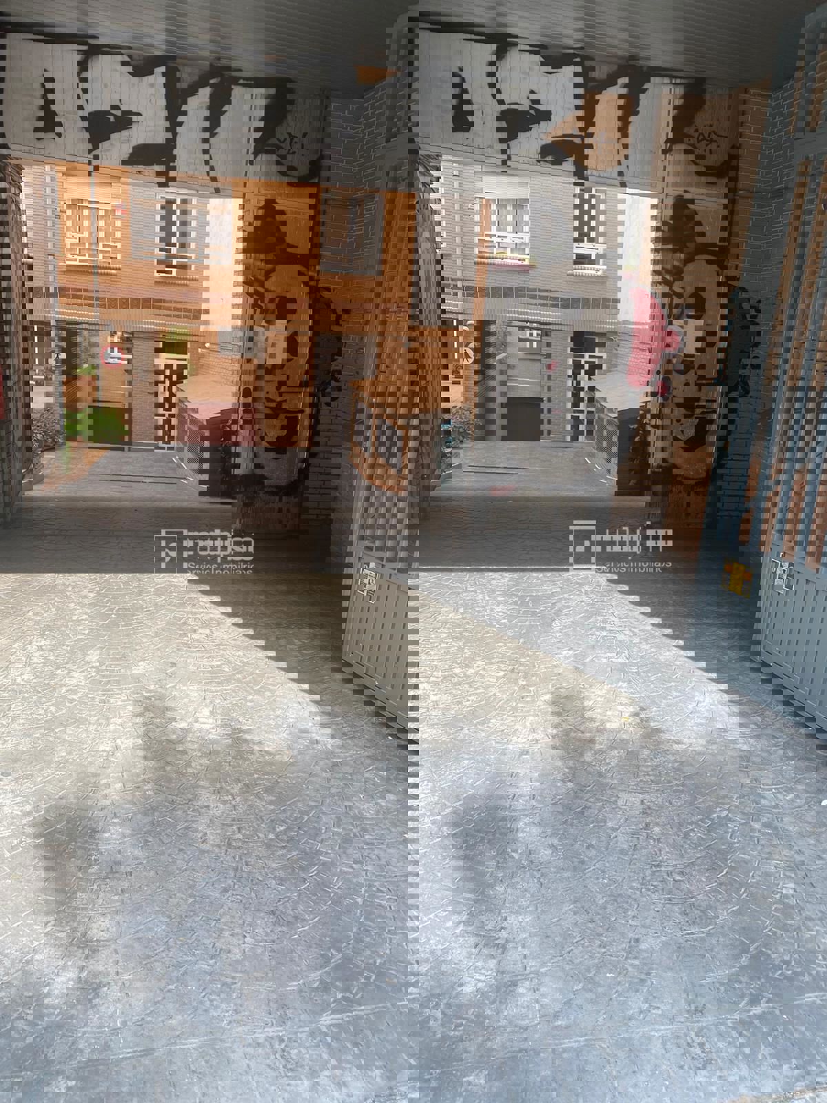 Garaje en alquiler en calle De San Bernardo, Madrid, Madrid 4/5