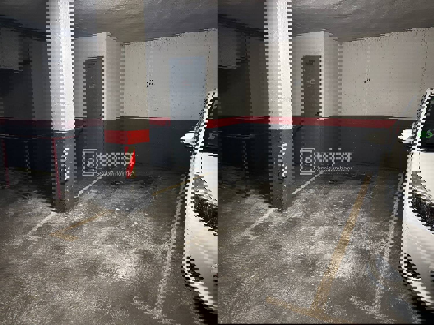 Parking en alquiler en  calle de San Bernardo, Madrid  1/1