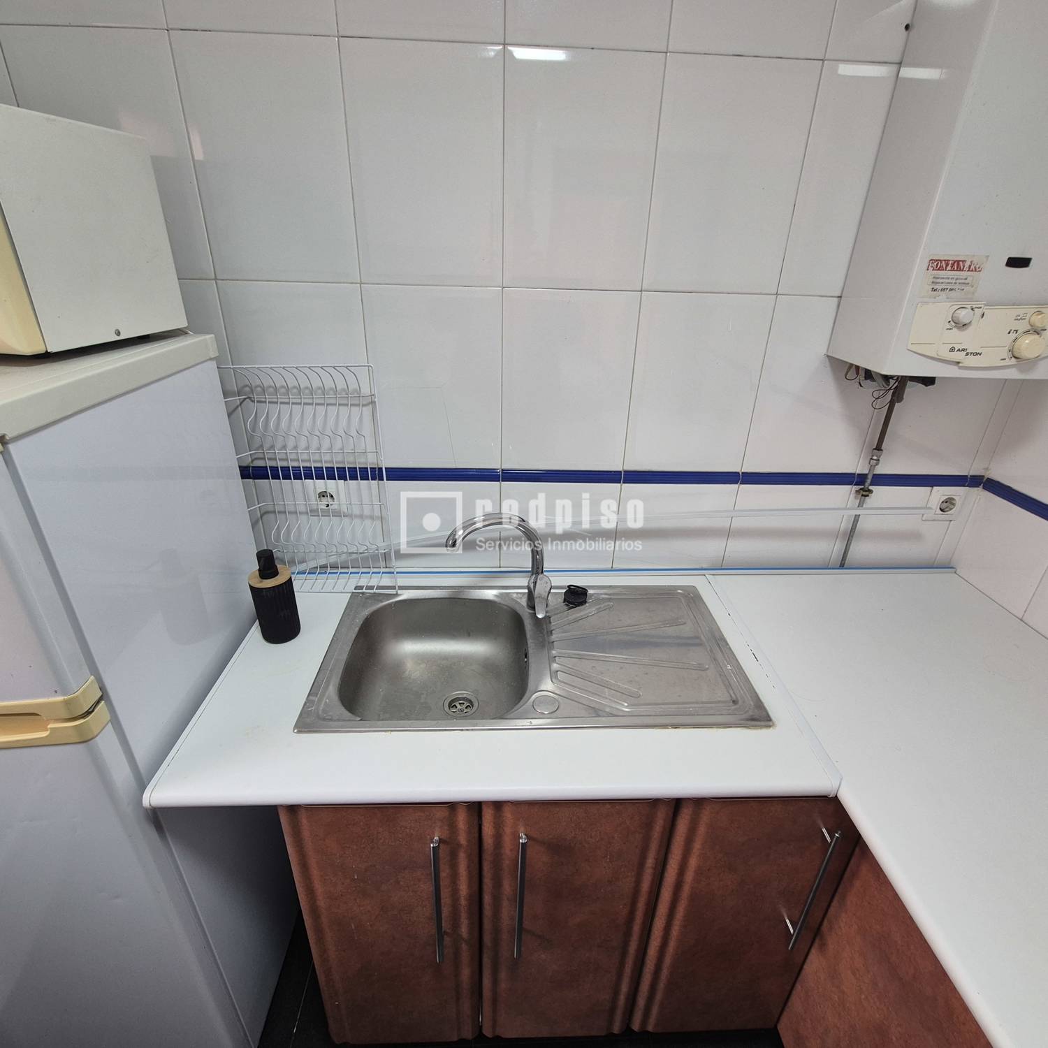 Piso en alquiler en  calle de la Virgen de la Estrella, Sevilla  17/25