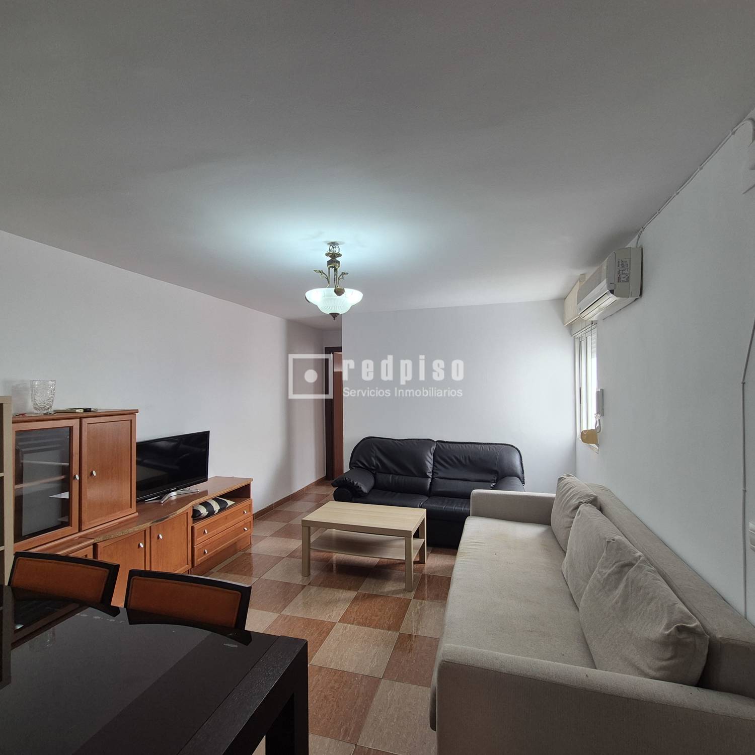 Piso en alquiler en  calle de la Virgen de la Estrella, Sevilla  1/25