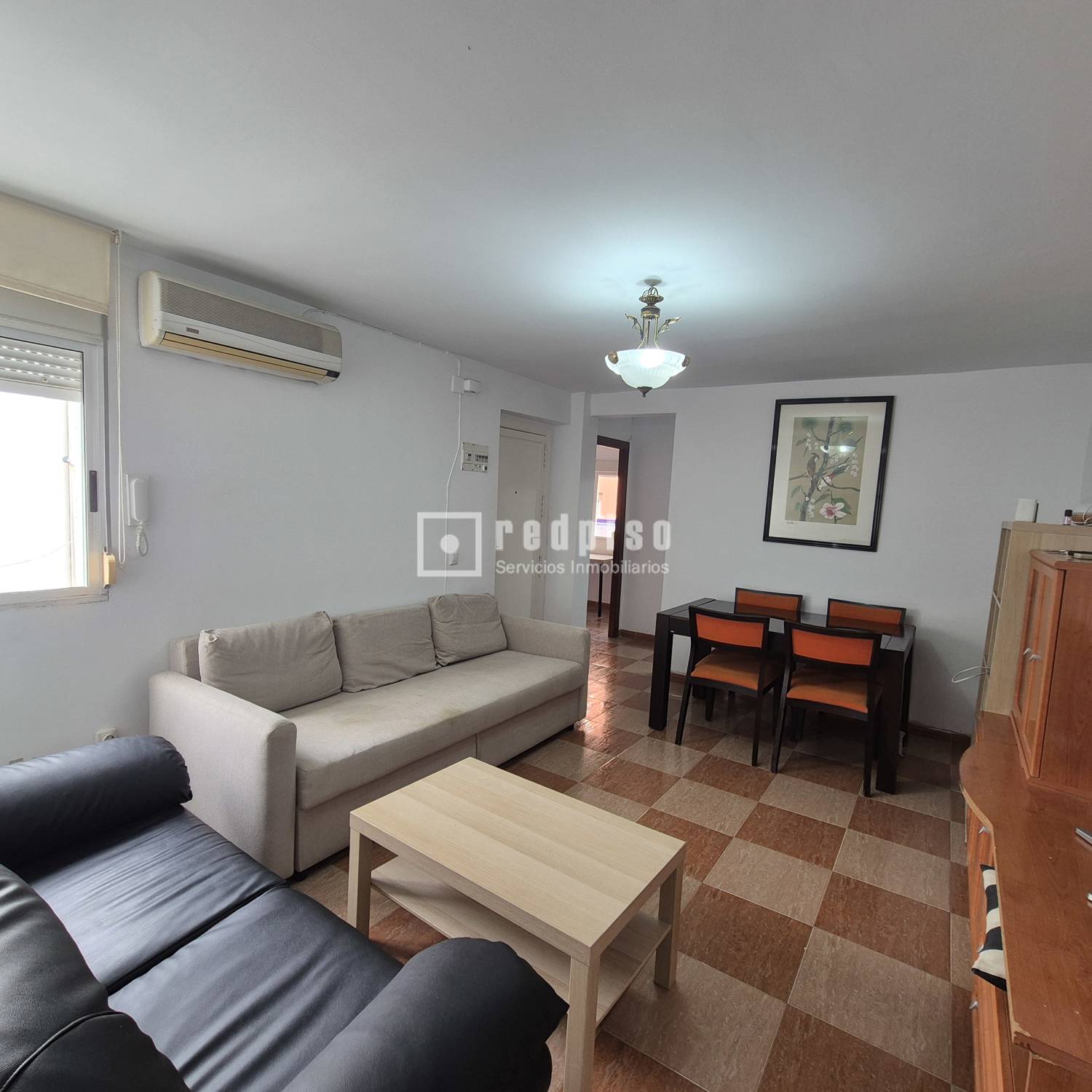 Piso en alquiler en  calle de la Virgen de la Estrella, Sevilla  3/25