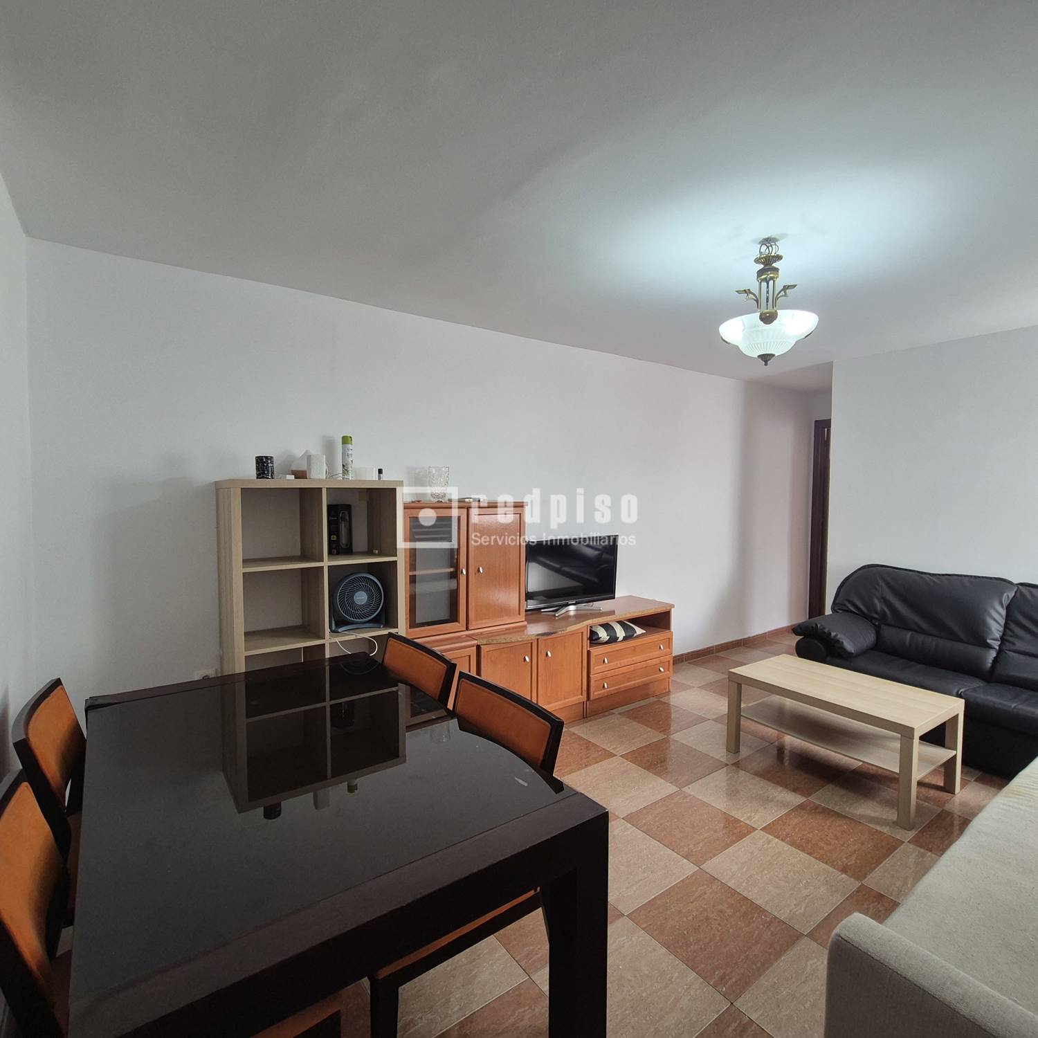 Piso en alquiler en  calle de la Virgen de la Estrella, Sevilla  5/25