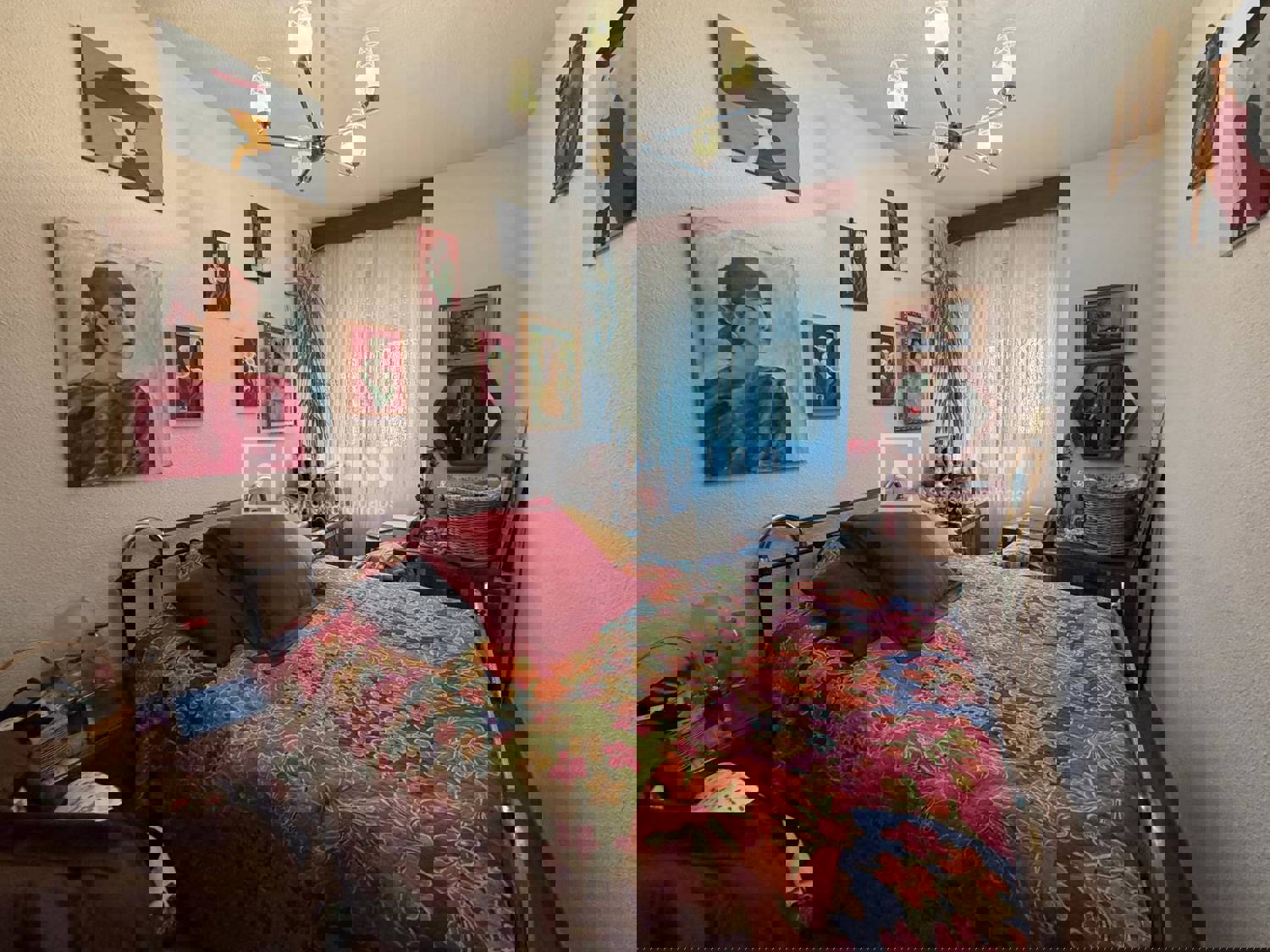 Piso en venta en calle De Carabelos, Madrid, Madrid 5/11