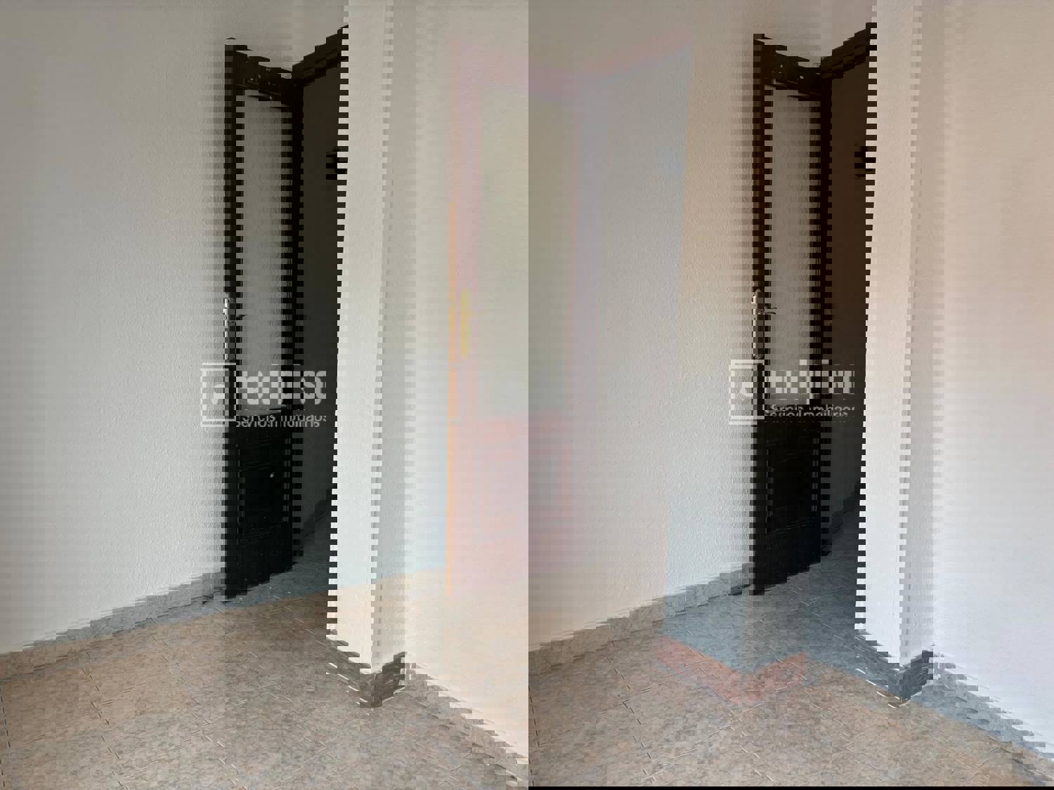 Edificio en venta en  calle de Nuestra Señora de Valverde, Fuencarral-El Pardo, Madrid  27/33