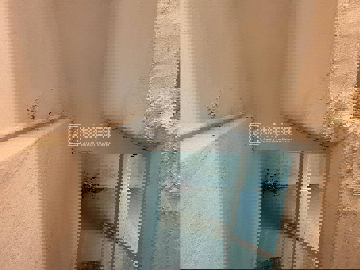 Edificio en venta en  calle de Nuestra Señora de Valverde, Fuencarral-El Pardo, Madrid  16/33