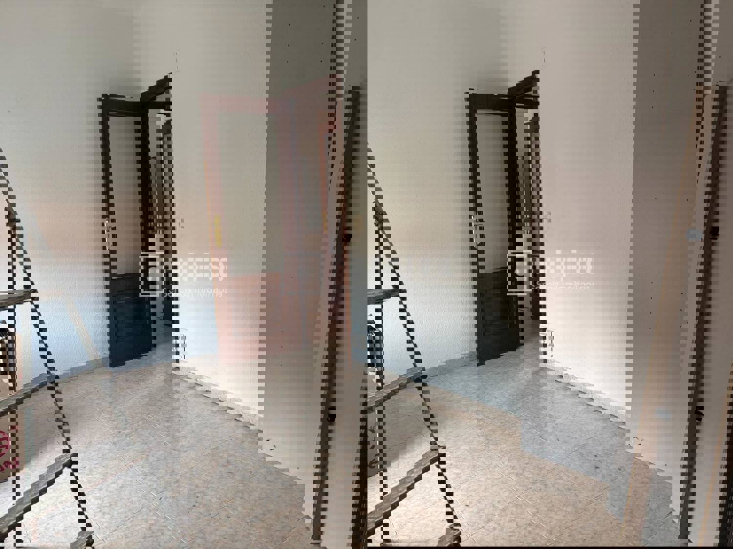 Edificio en venta en  calle de Nuestra Señora de Valverde, Fuencarral-El Pardo, Madrid  32/33