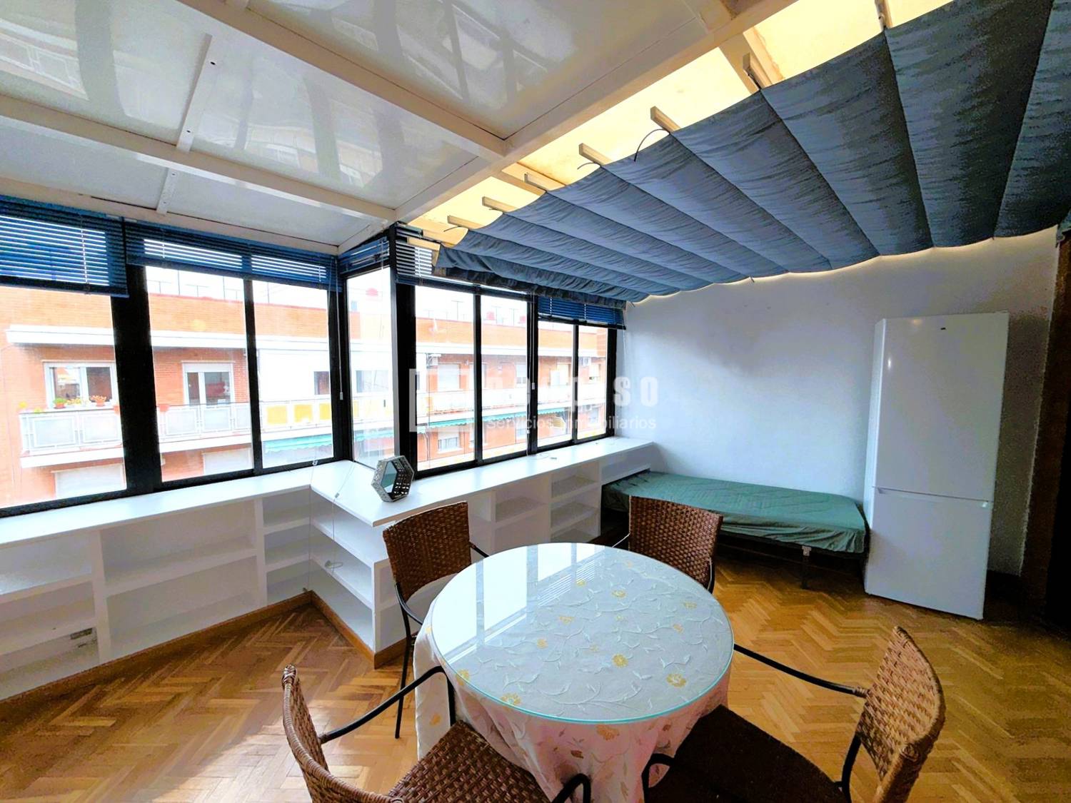 Piso en venta en calle Del Barón Del Castillo De Chirel, Tetuán, Madrid 10/22