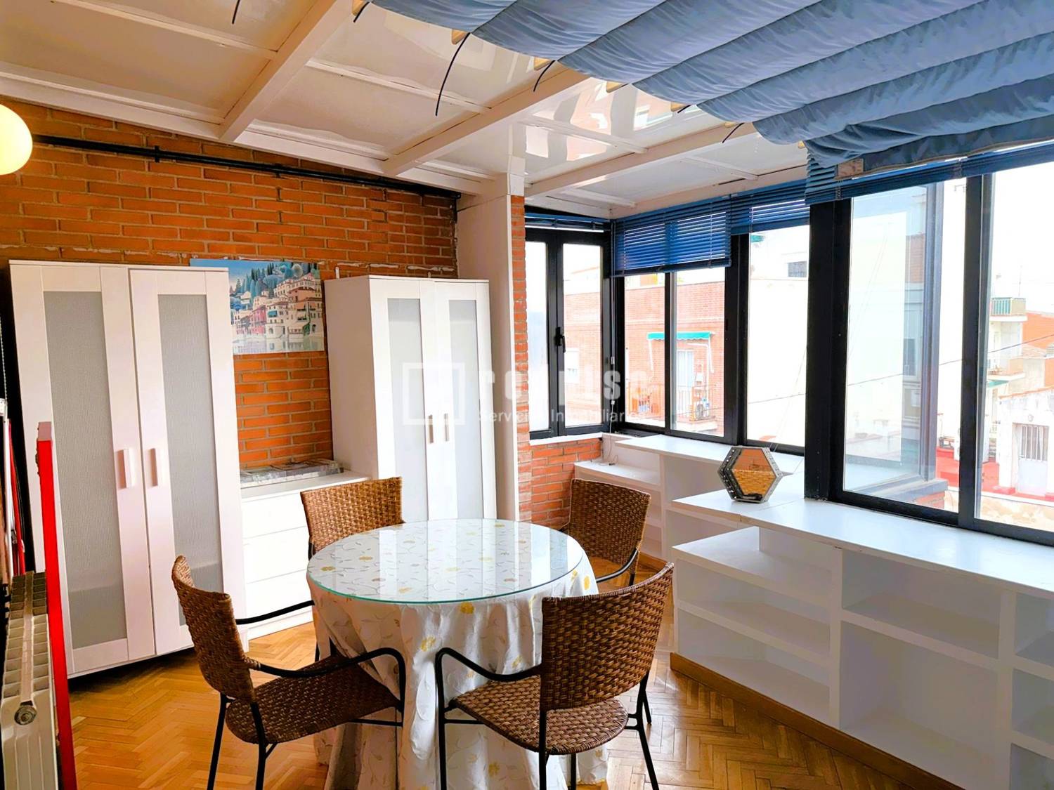 Piso en venta en calle Del Barón Del Castillo De Chirel, Tetuán, Madrid 9/22