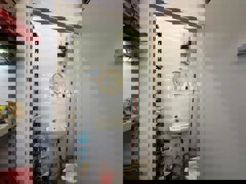 Local en venta en calle De González Soto, Madrid, Madrid 5/6