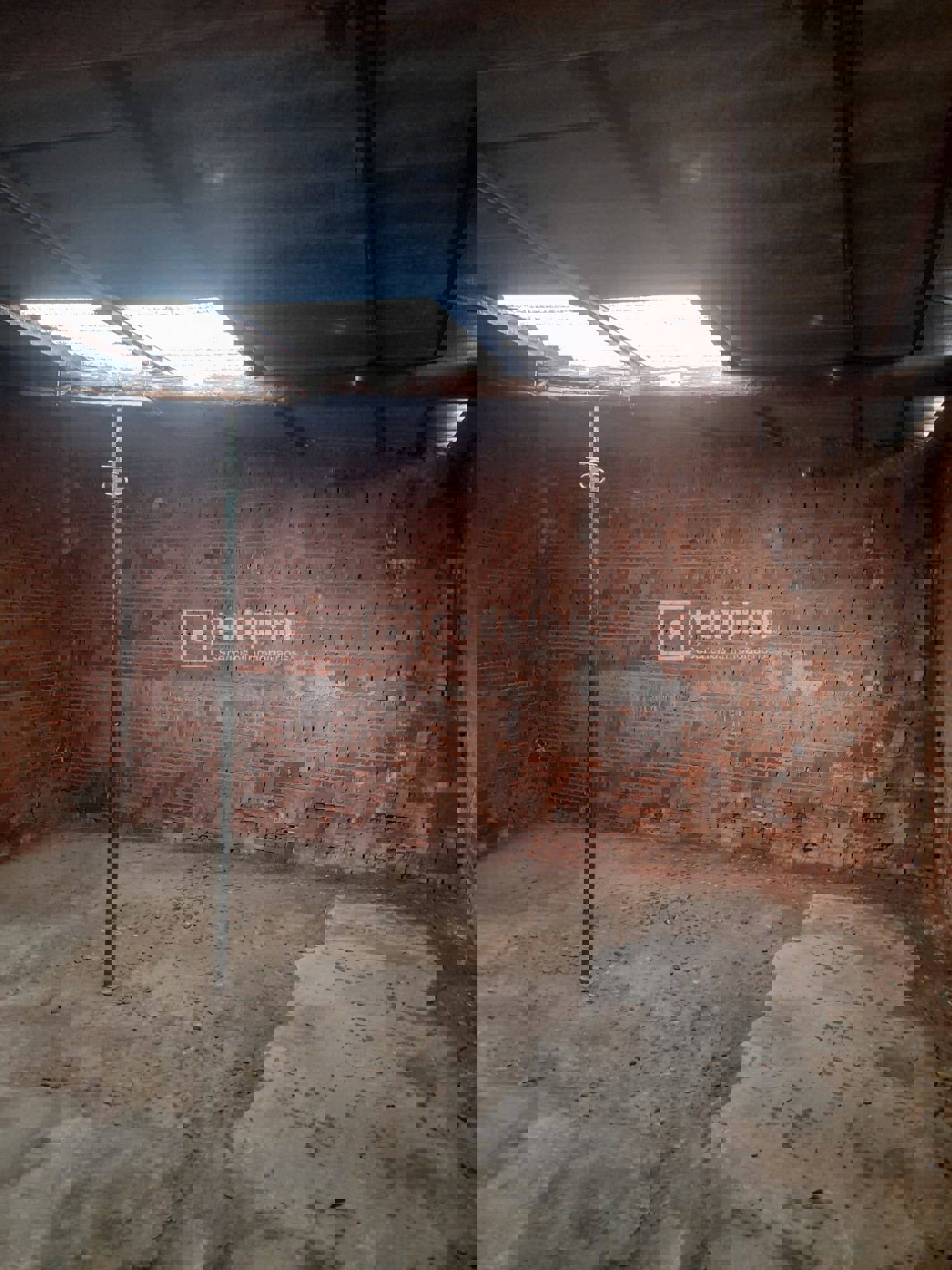 Edificio en venta en  Campo Real, Madrid  2/8