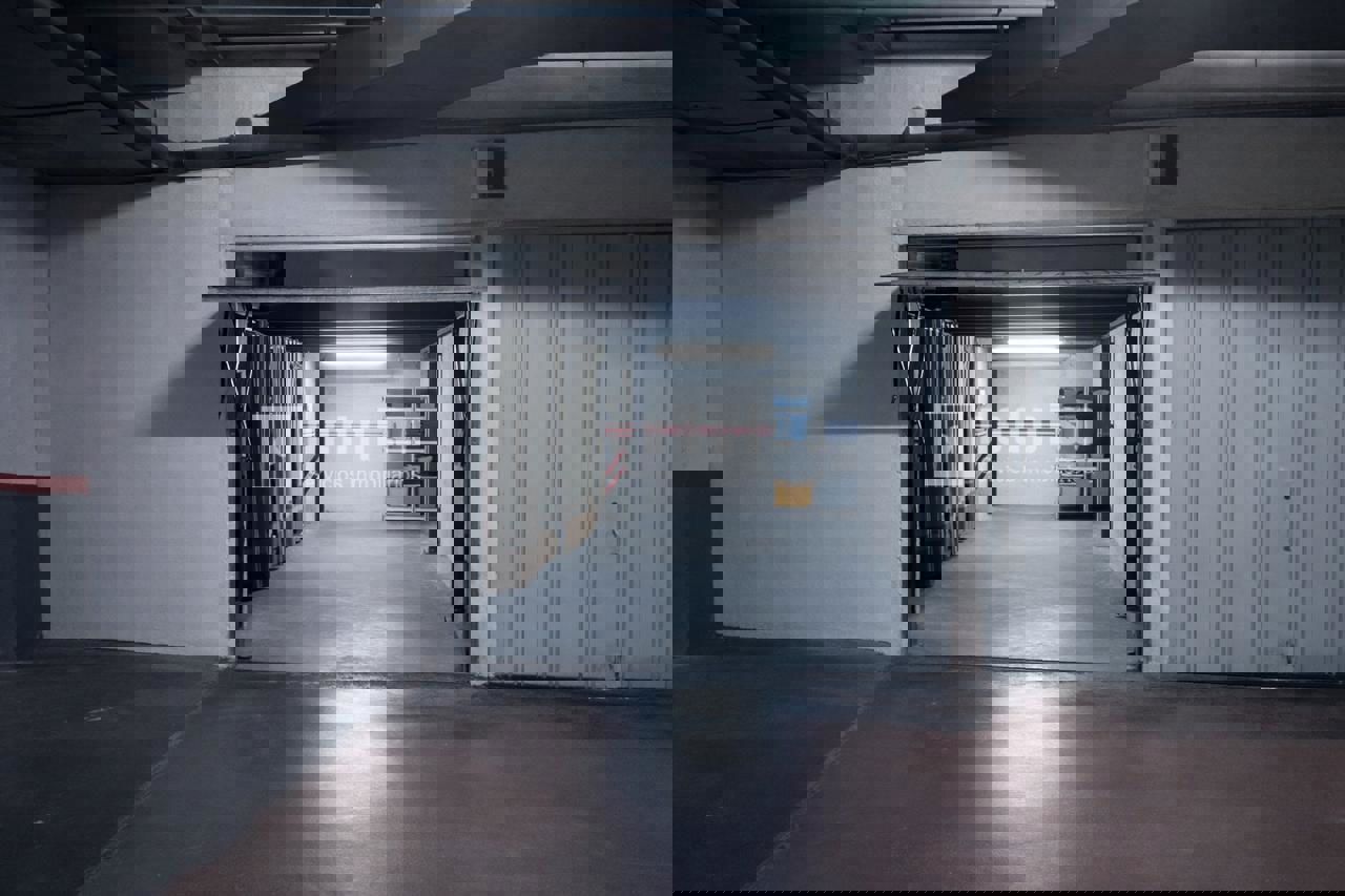 Garaje en venta en  Toledo  3/7