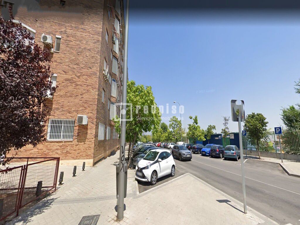 Local en alquiler en  Villaverde, Madrid  15/16