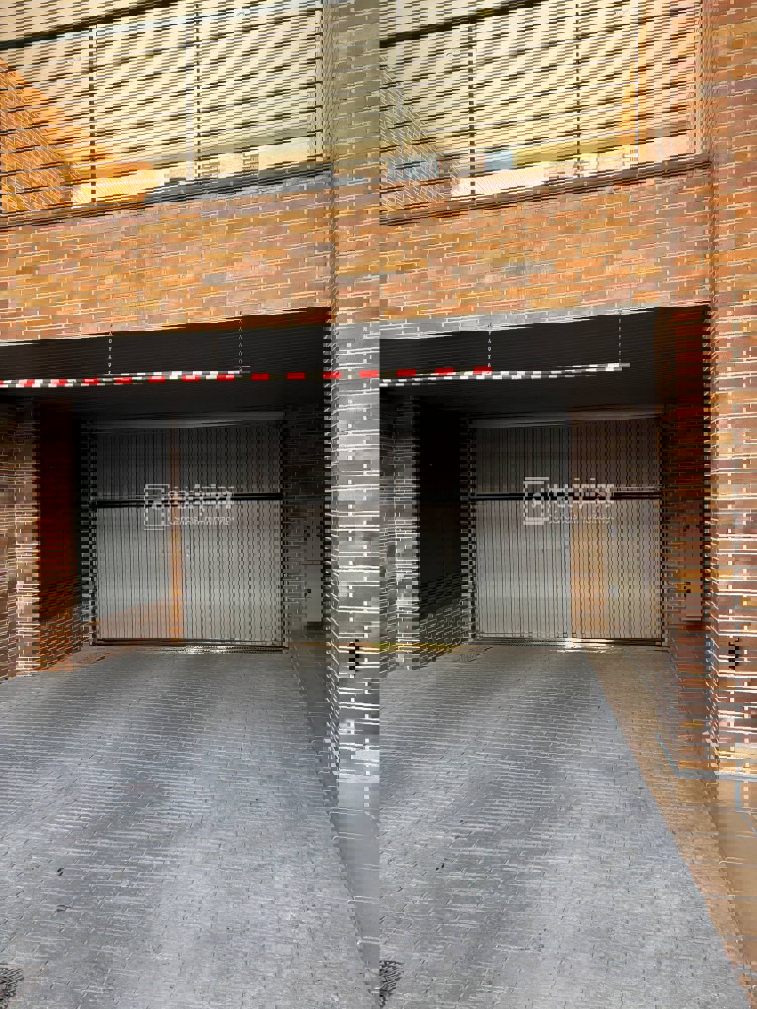 Parking en alquiler en  calle de Vital Aza, Madrid  1/10