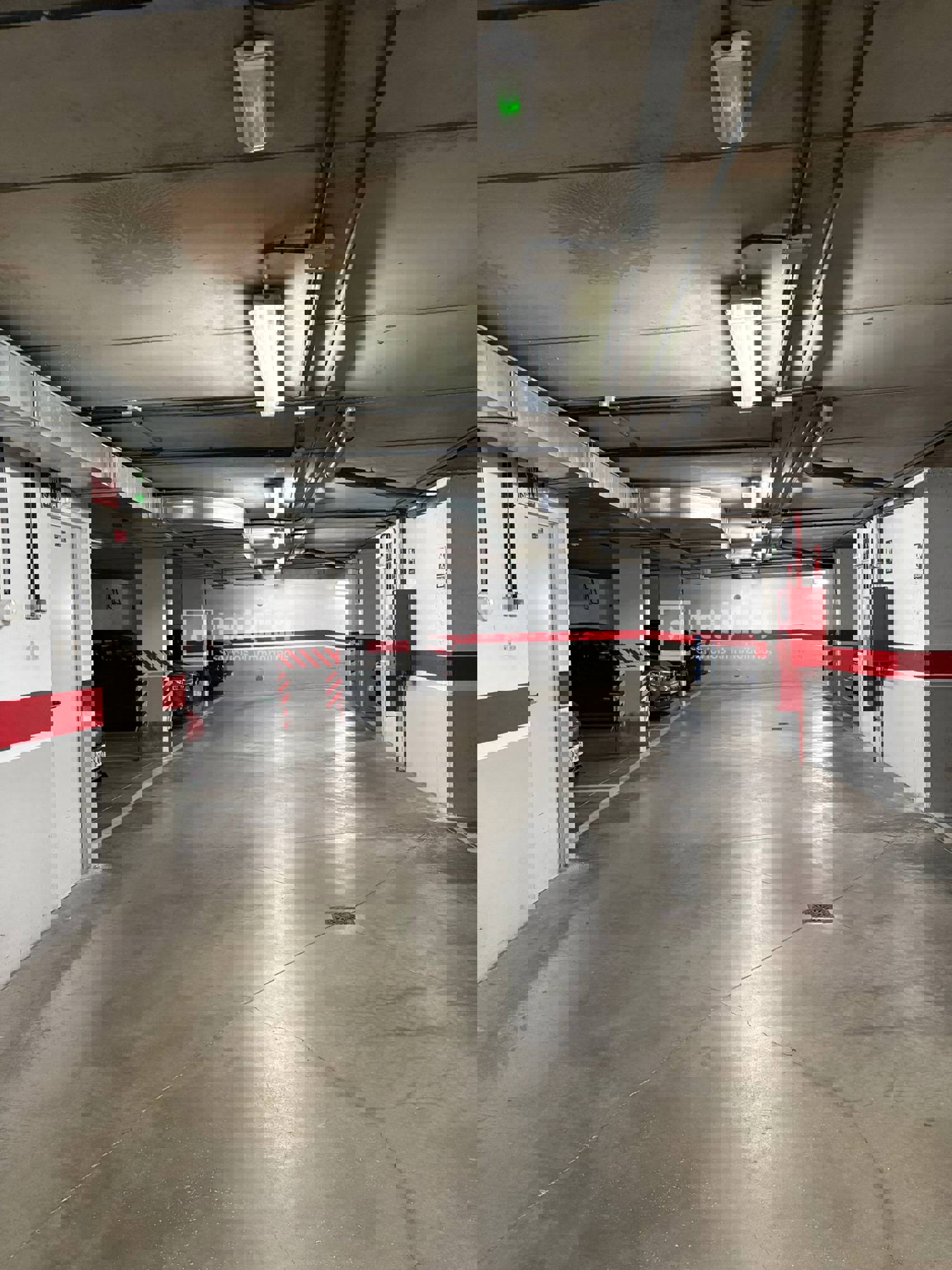 Parking en alquiler en  calle de Vital Aza, Madrid  2/10