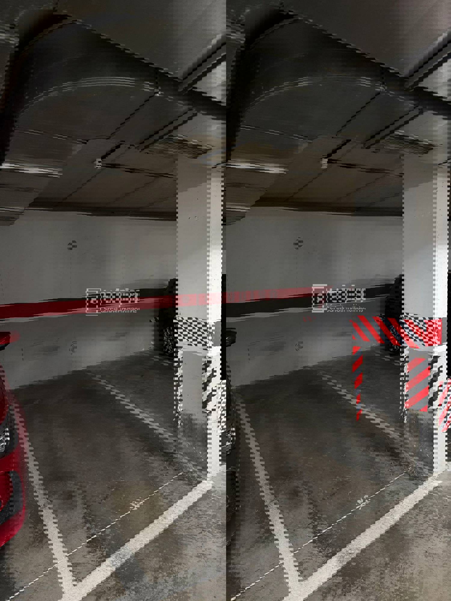 Parking en alquiler en  calle de Vital Aza, Madrid  6/10