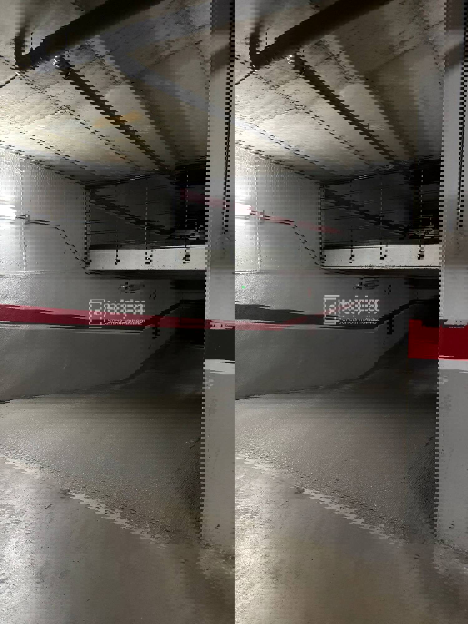 Parking en alquiler en  calle de Vital Aza, Madrid  9/10