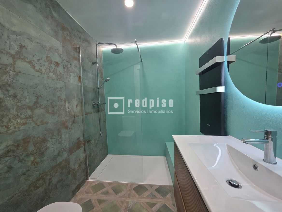 Local en venta en  Alcorcón, Madrid  7/21