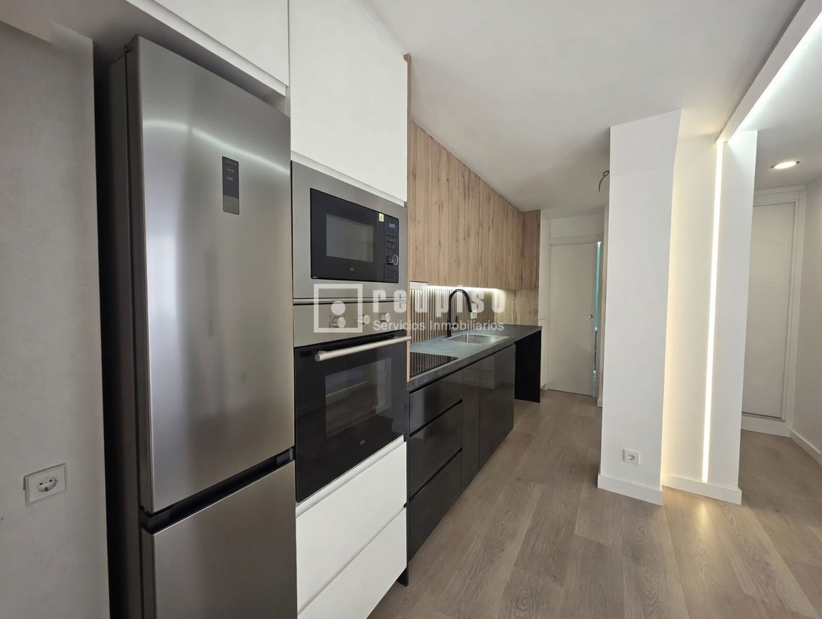 Local en venta en  Alcorcón, Madrid  3/21