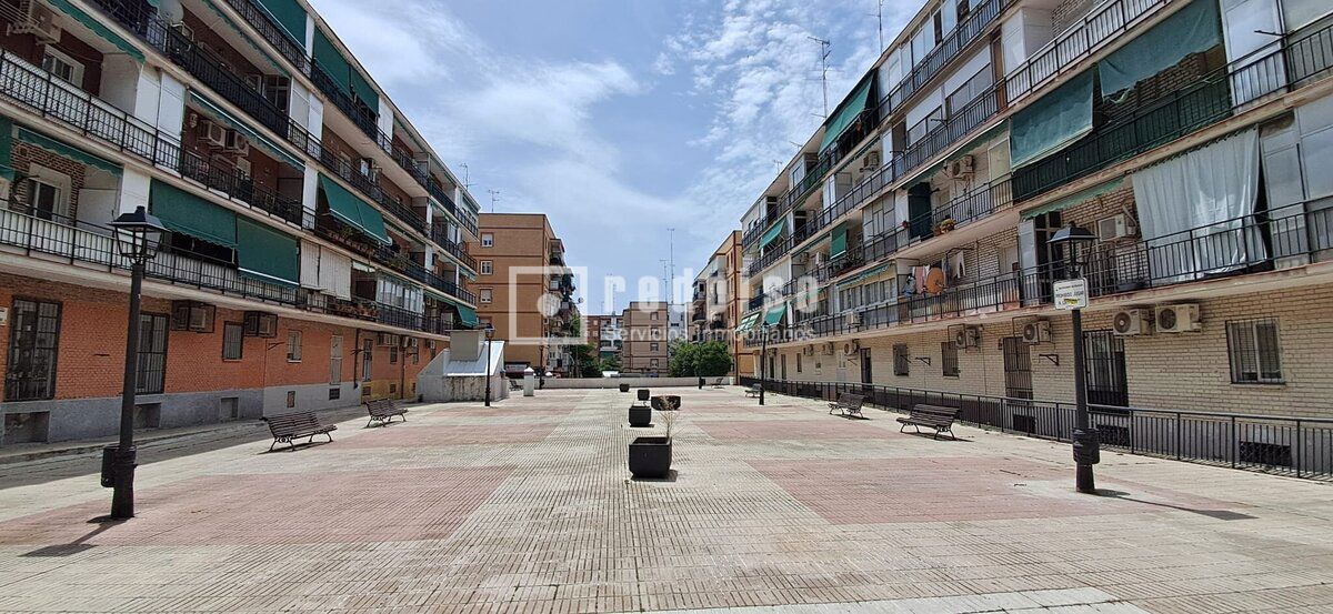 Local en venta en  Alcorcón, Madrid  18/21