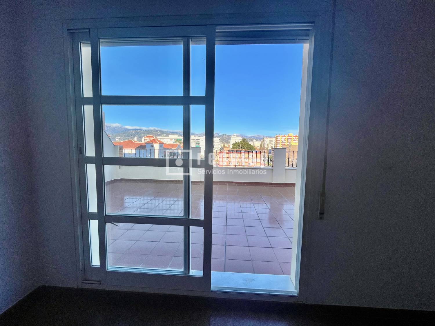 Piso en venta en  calle de Santa Margarita, Torre del Mar, Málaga  5/15