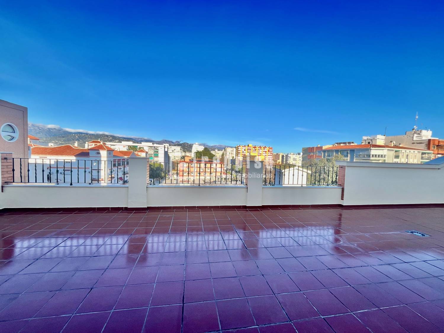 Piso en venta en  calle de Santa Margarita, Torre del Mar, Málaga  4/15