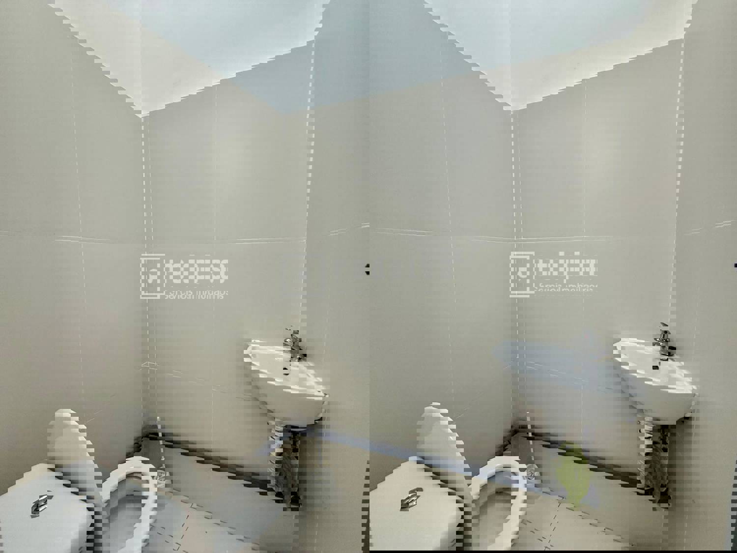 Trastero en venta en  calle del Monte Aya, Vallecas, Madrid  9/9