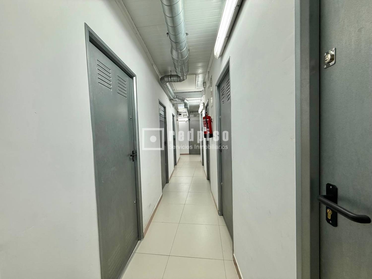 Trastero en venta en  calle del Monte Aya, Vallecas, Madrid  7/9