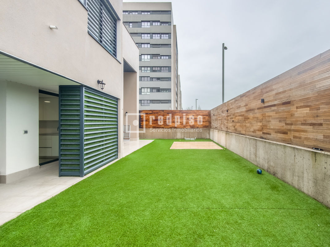 Piso en alquiler en calle De Anna Frank, Vicálvaro, Madrid 22/27