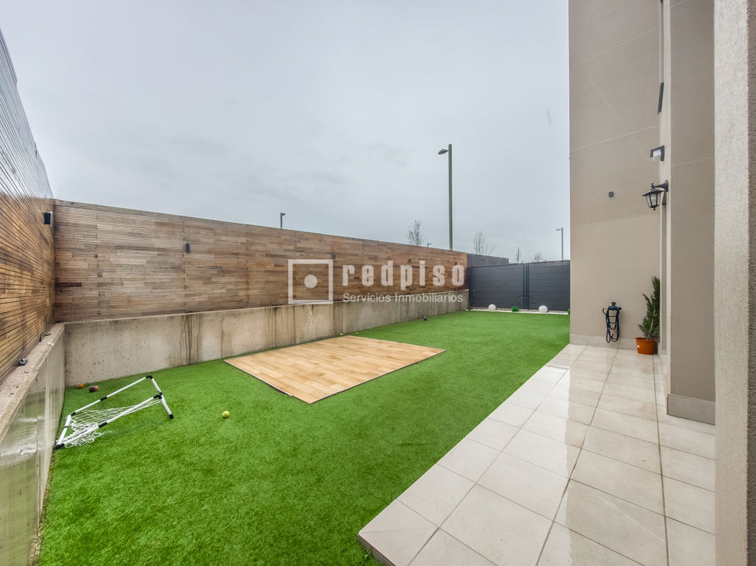 Piso en alquiler en calle De Anna Frank, Vicálvaro, Madrid 21/27