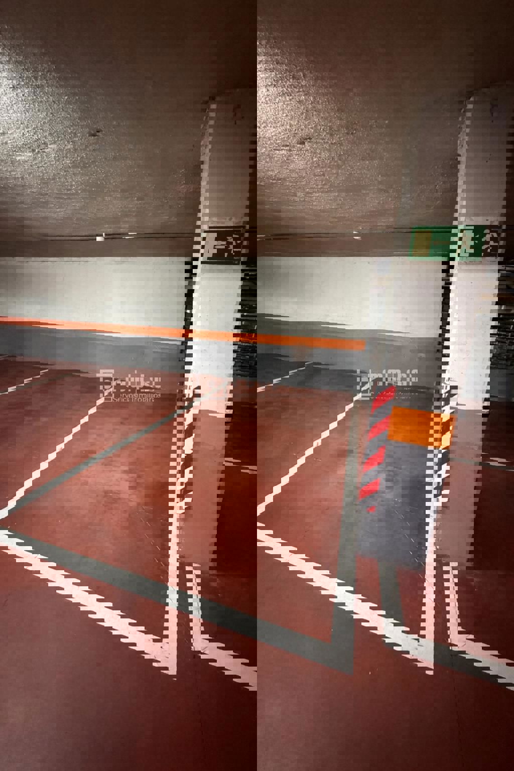 Parking en alquiler en  Alcobendas, Madrid  1/3