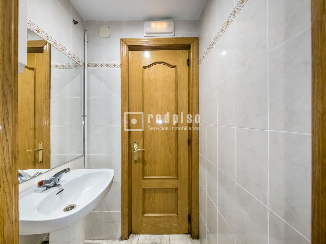 Local en venta en  Alcorcón, Madrid  15/16