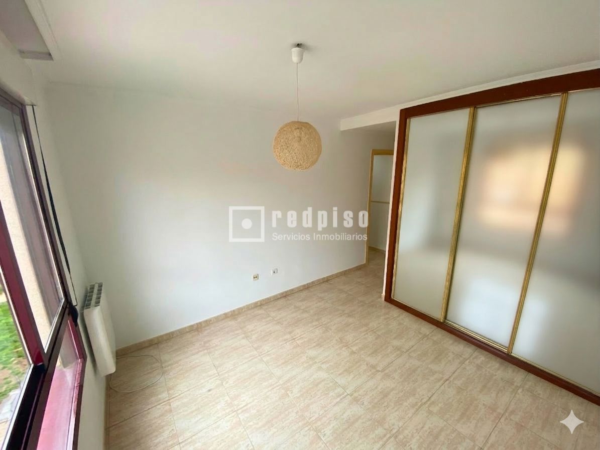 Piso en venta en Pinto, Madrid 16/18