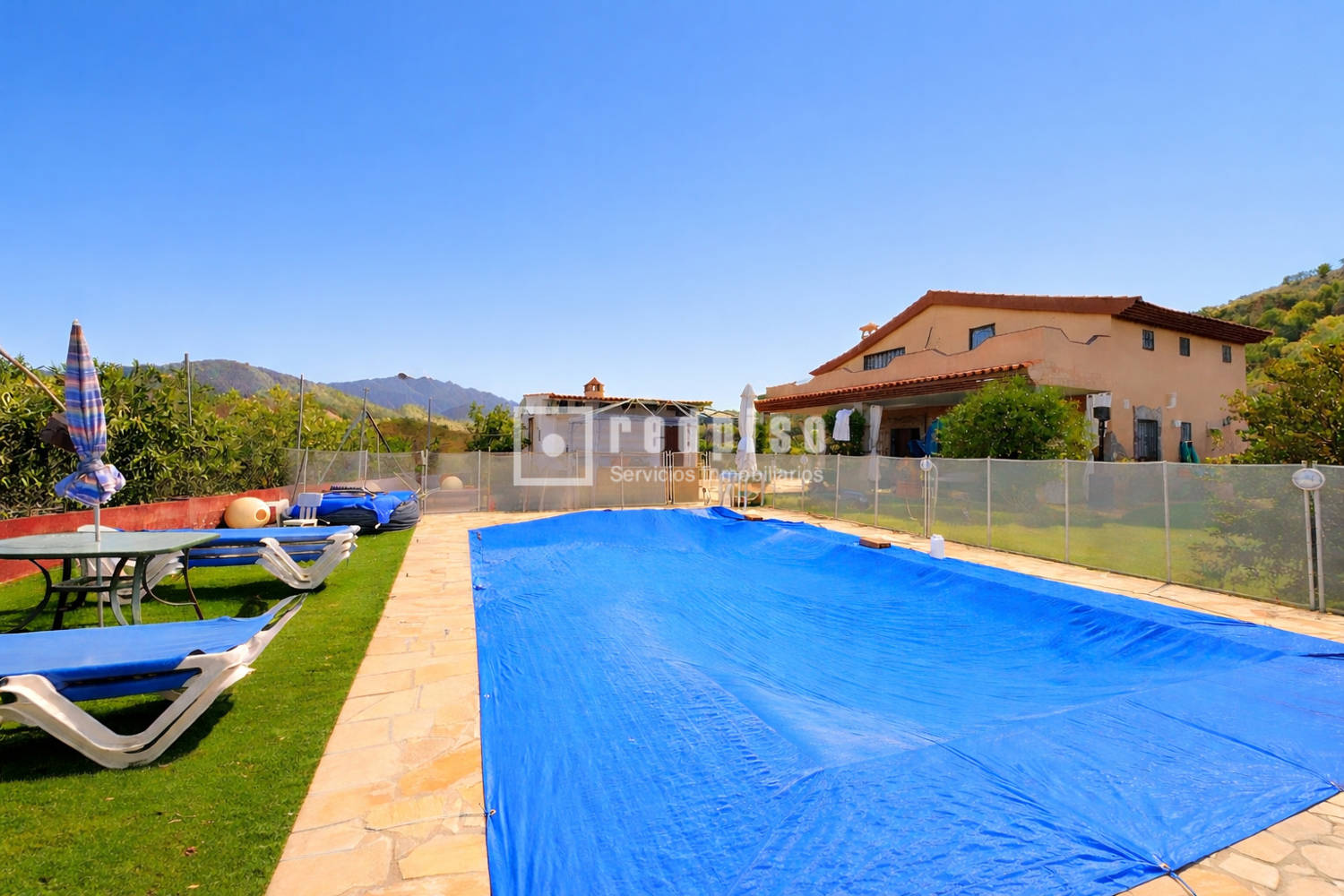 Casa en venta  calle Diseminados, Málaga  1/1