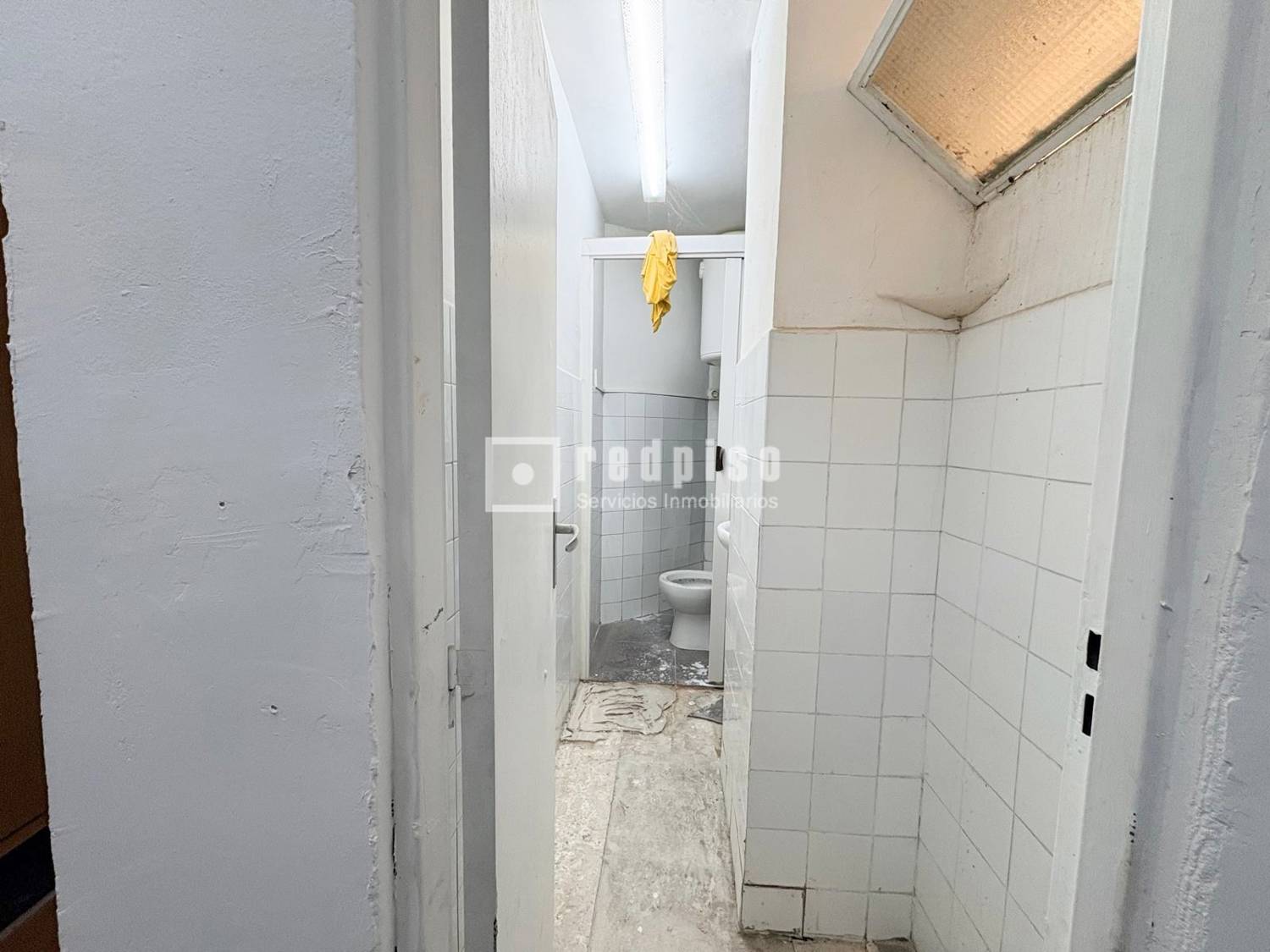 Local en venta en Alcorcón, Madrid 12/13