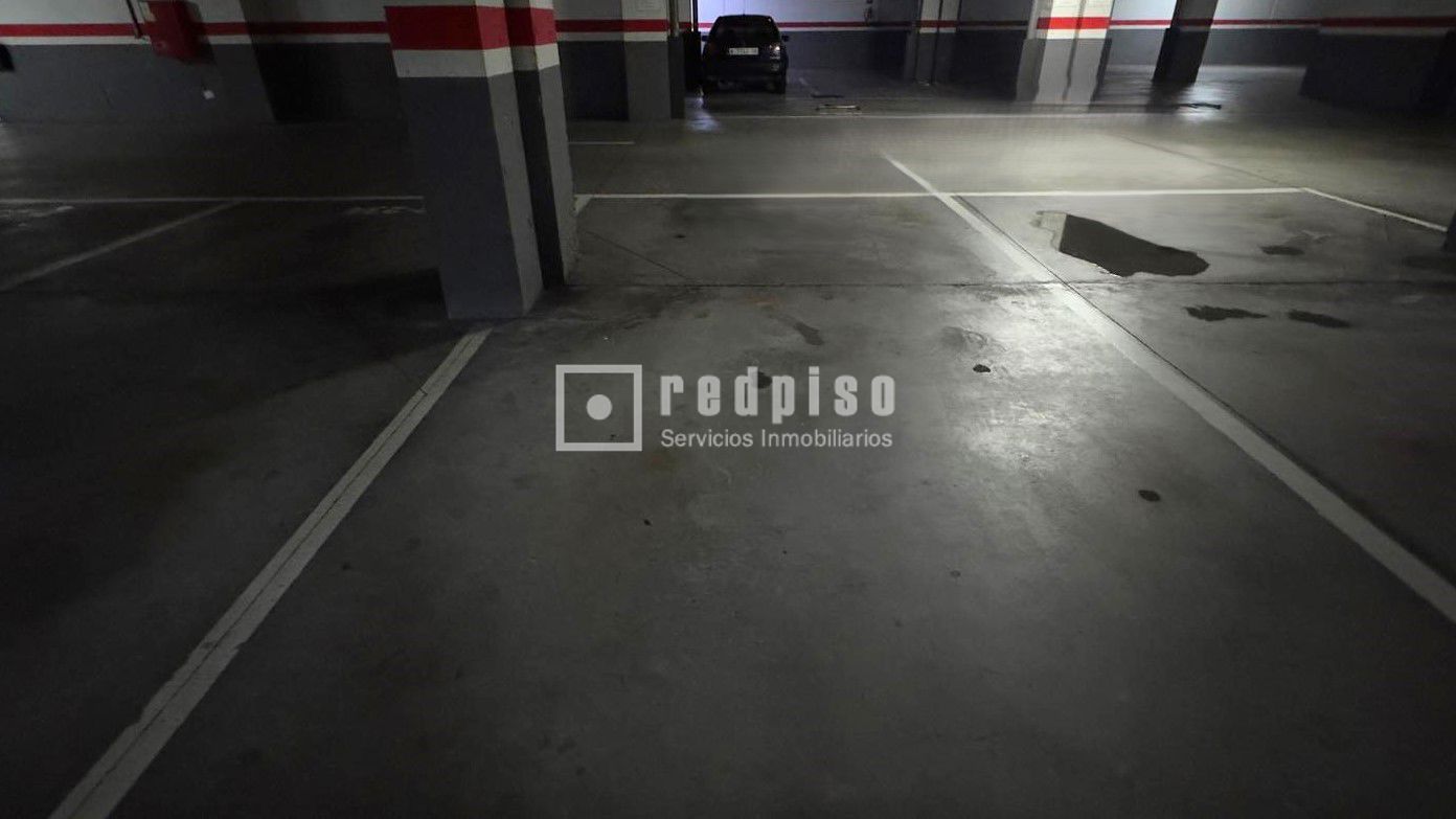 Garaje en venta en  calle Leonardo Da Vinci, Seseña, Toledo  3/3