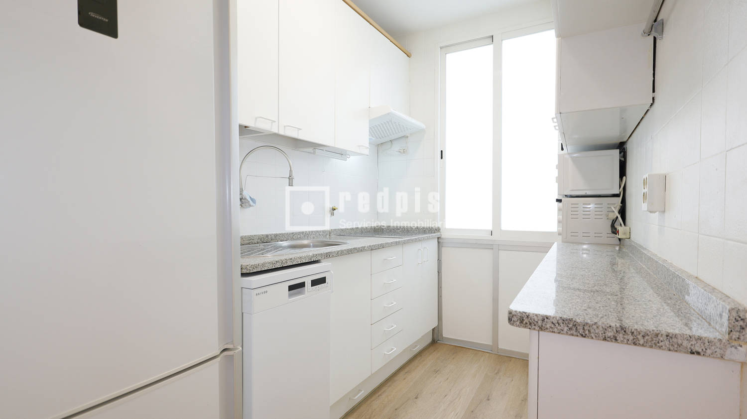 Piso en alquiler en calle De Fernando El Católico, Madrid, Madrid 11/30