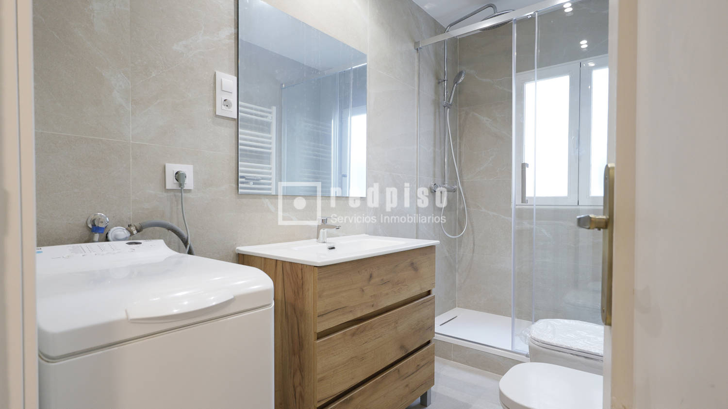 Piso en alquiler en calle De Fernando El Católico, Madrid, Madrid 30/30