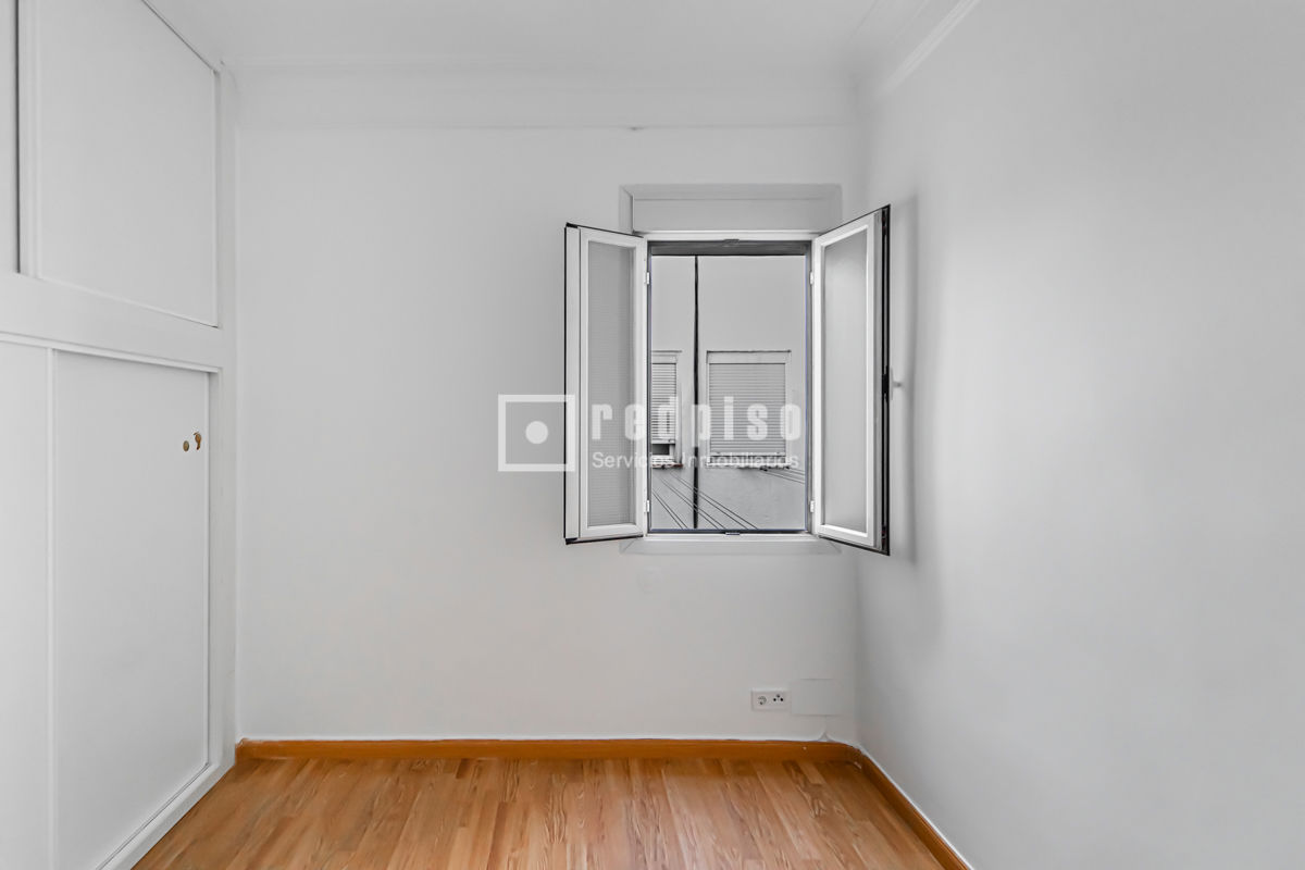 Piso en alquiler en calle De Fernando El Católico, Madrid, Madrid 28/30