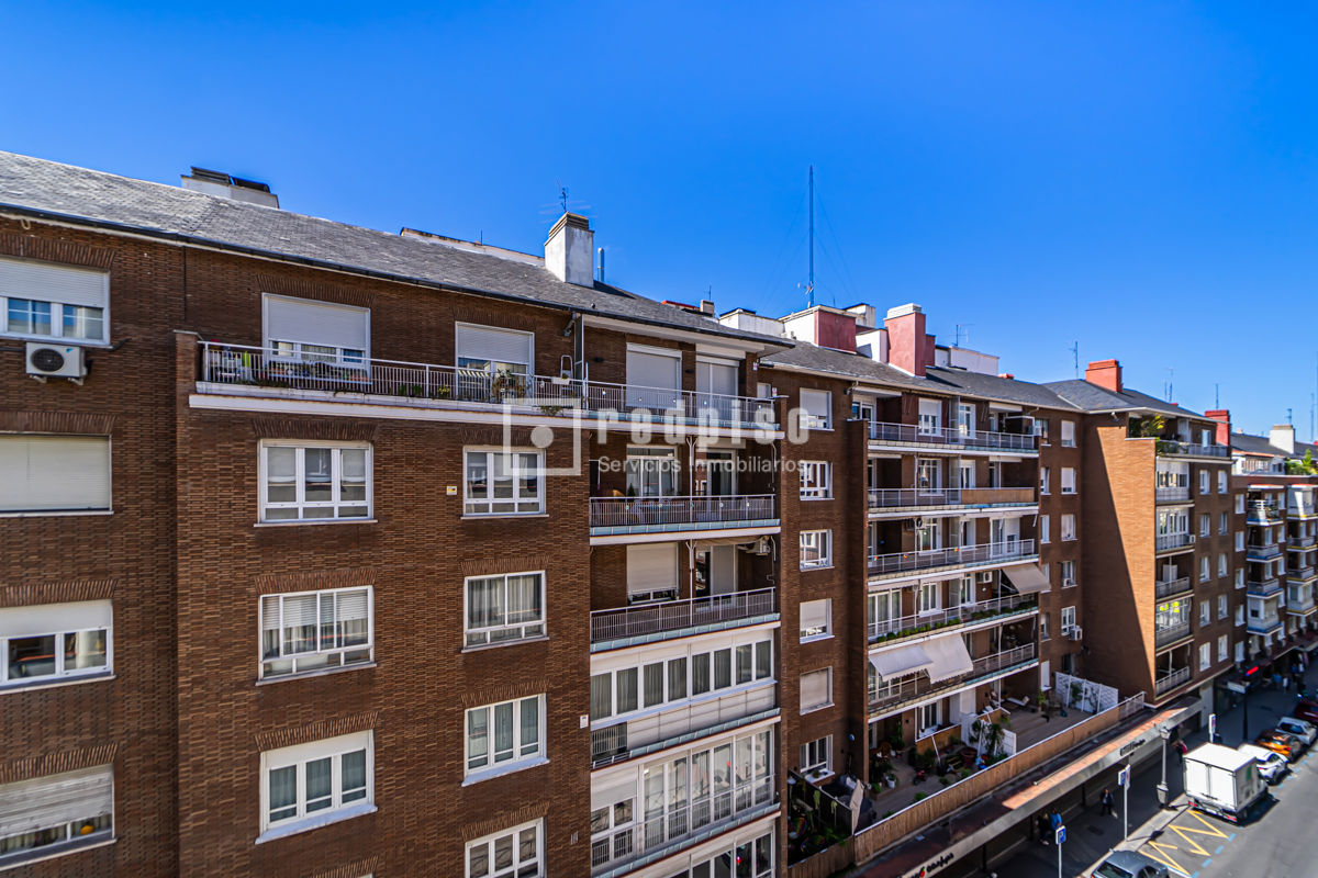 Piso en alquiler en calle De Fernando El Católico, Madrid, Madrid 7/30