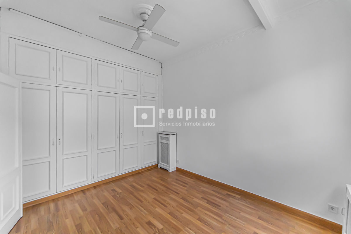 Piso en alquiler en calle De Fernando El Católico, Madrid, Madrid 25/30